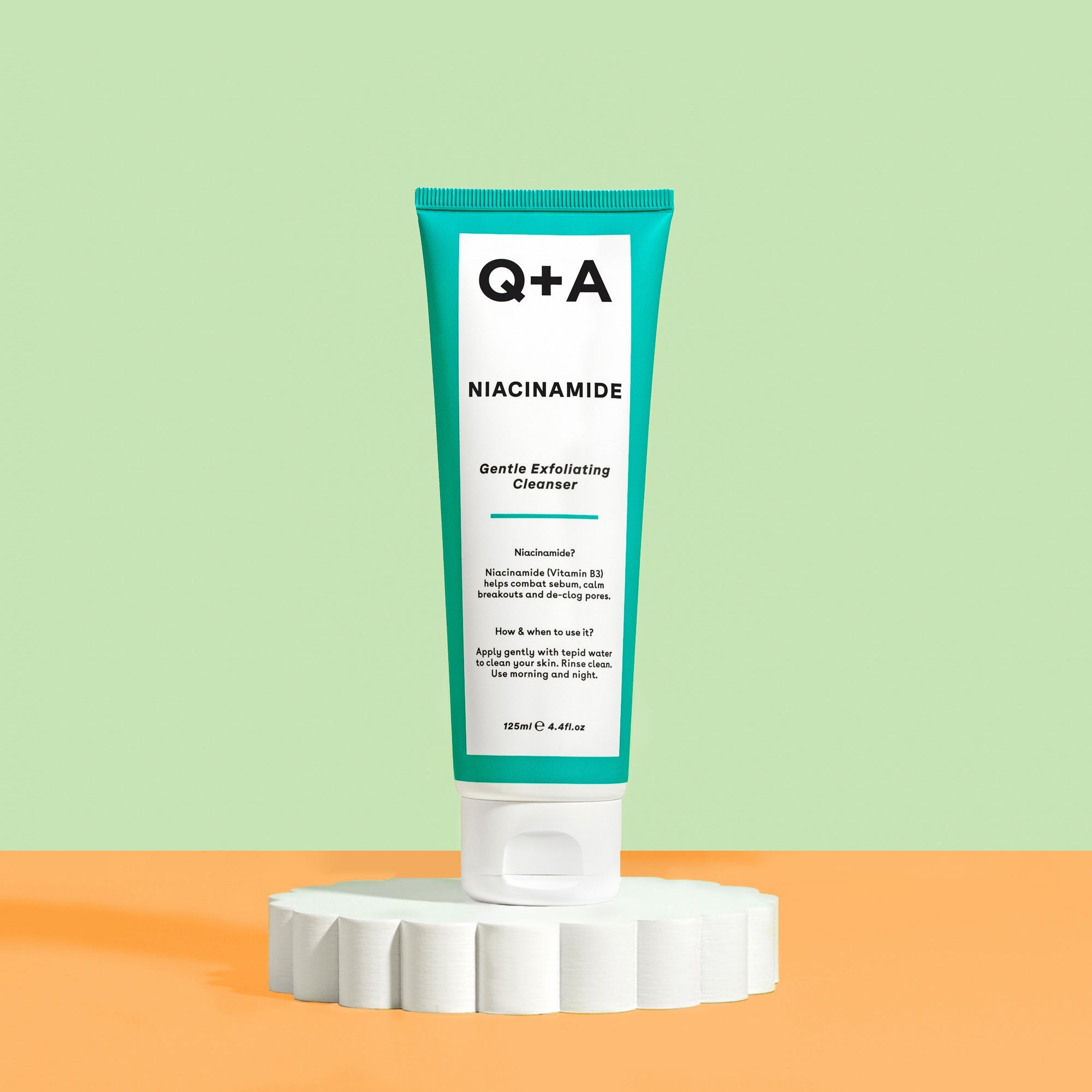 Q+A Niacinamide gentle exfoliating cleanser 125ml