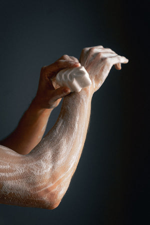 Umaï Woody amber body wash